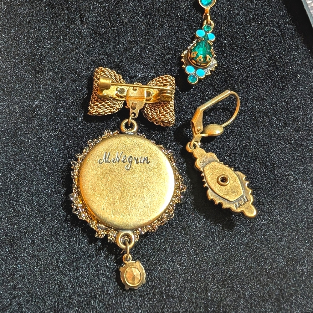 Michal Negrin Earrings and Brooch Demi Parure Swarovski Crystal Set - Picture 3 of 4